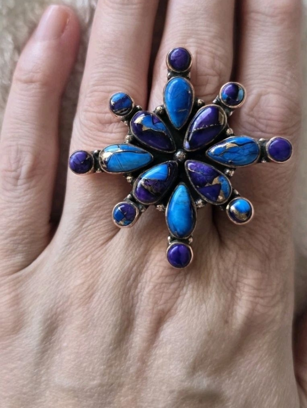 Large Snowflake Mojave Turquoise Ring, Southwestern - Picture 3 of 3